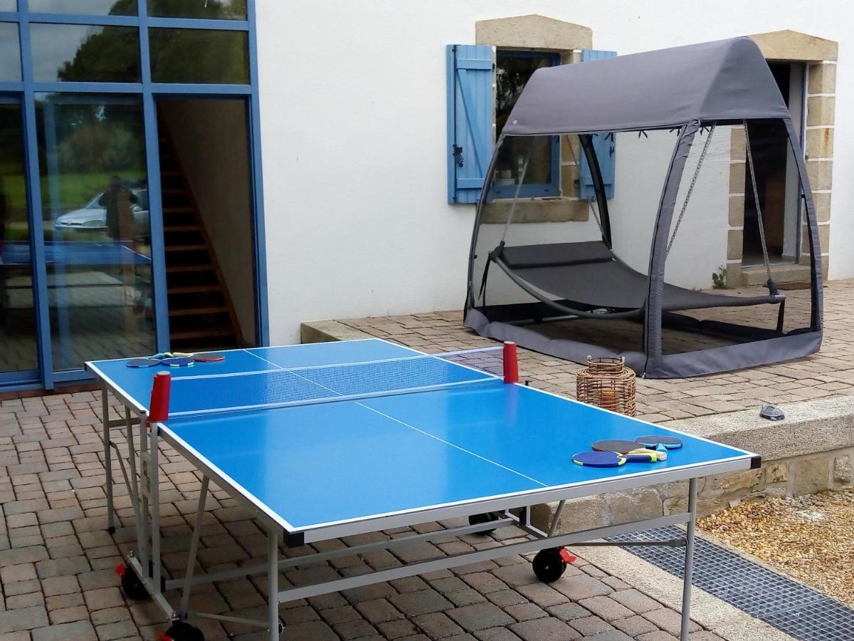 Maison Spacieuse A Plougonven Avec Jacuzzi Et Jardin Esterno foto